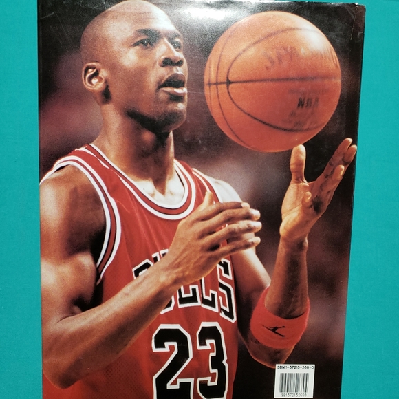 Michael Jordan "A Tribute to the Greatest Ever" - Picture 2 of 5